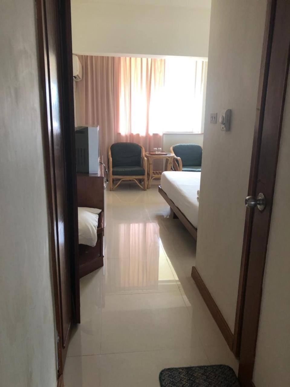 Paradorn Inn Chumphon Dış mekan fotoğraf