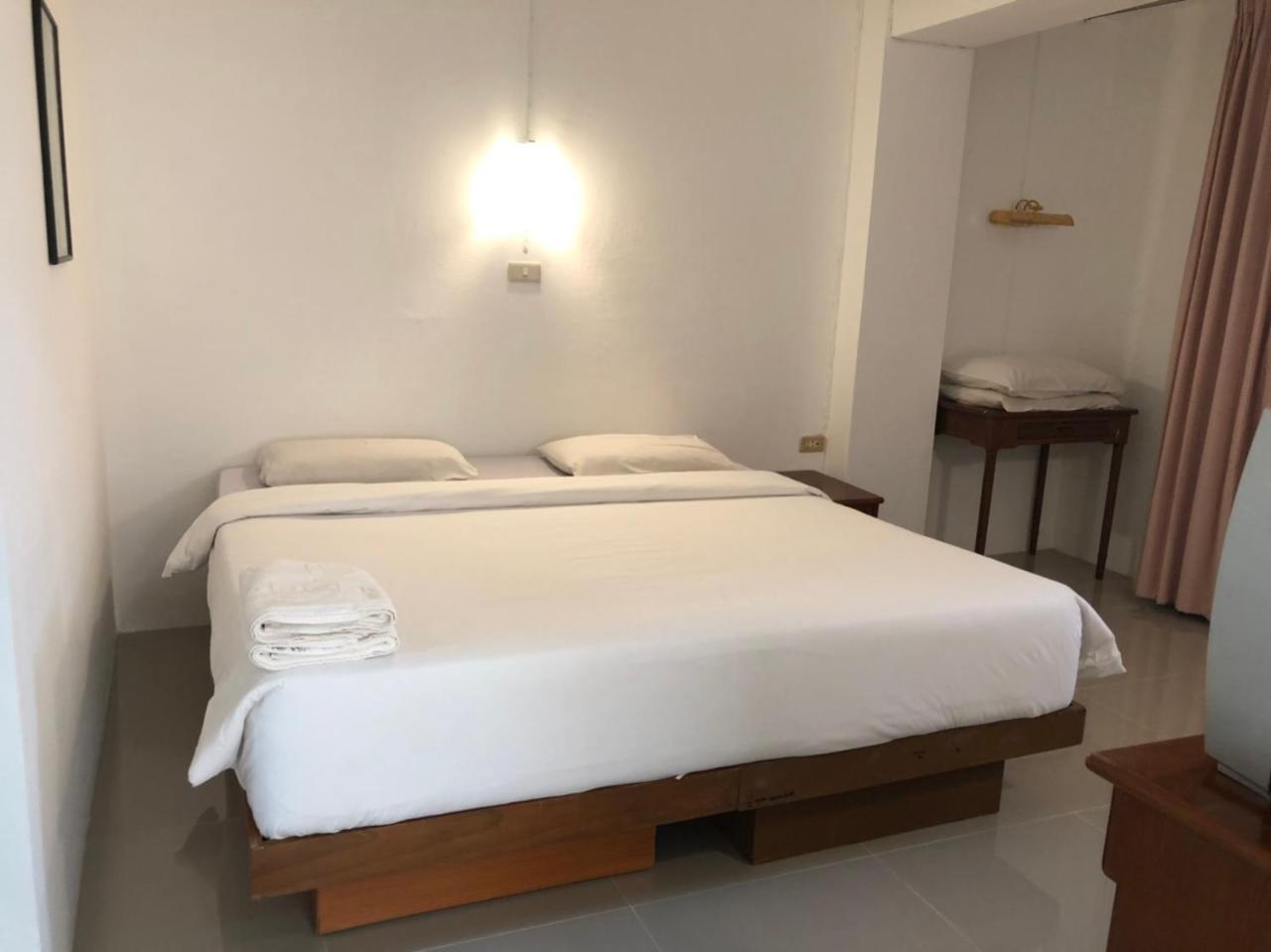 Paradorn Inn Chumphon Dış mekan fotoğraf
